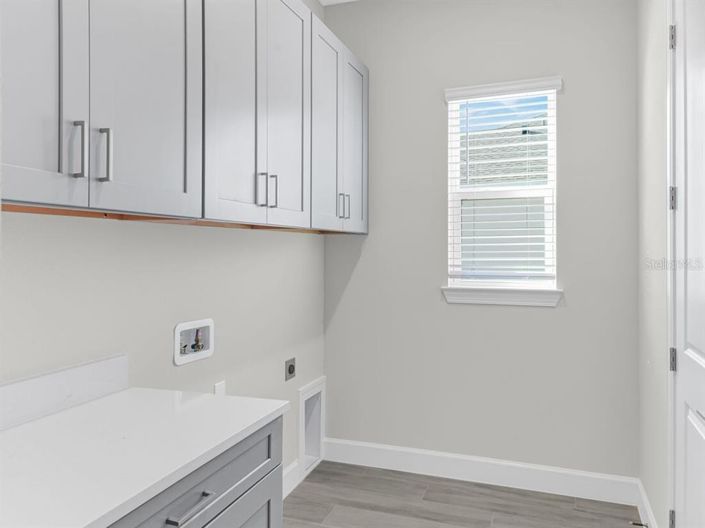 Image No.31-3 Bed Property for sale