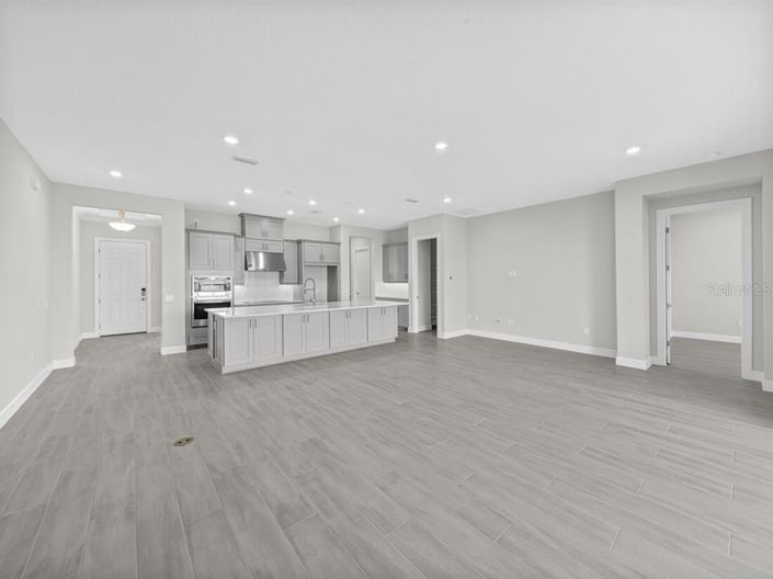 Image No.9-3 Bed Property for sale