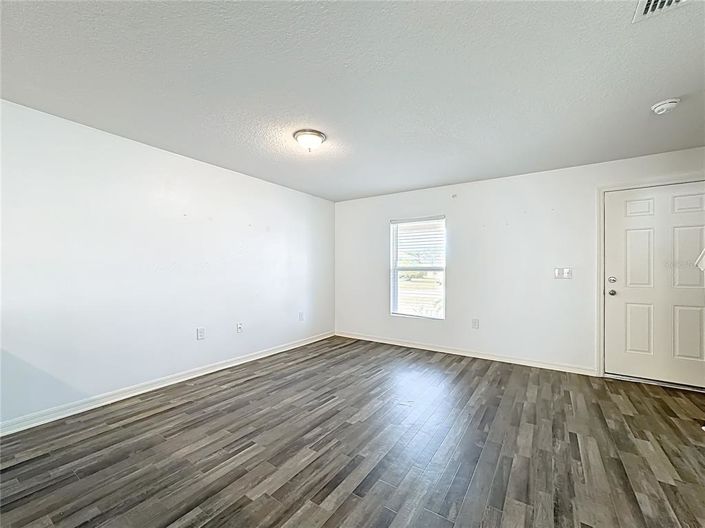 Image No.5-Propriété de 4 chambres à vendre à Kissimmee