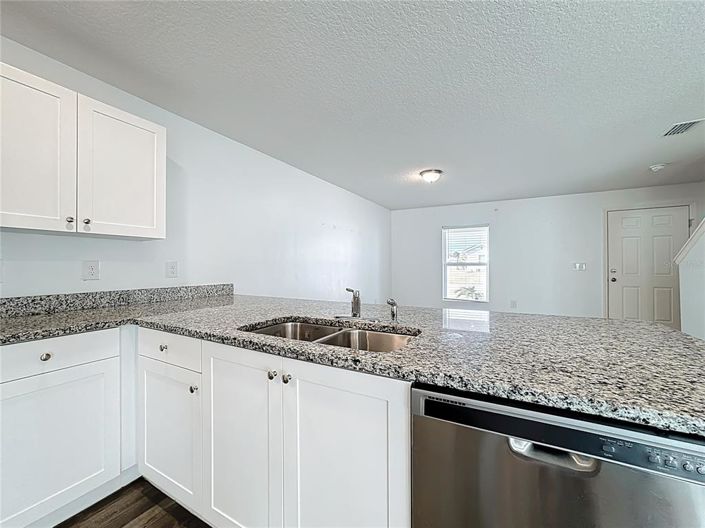 Image No.9-Propriété de 4 chambres à vendre à Kissimmee