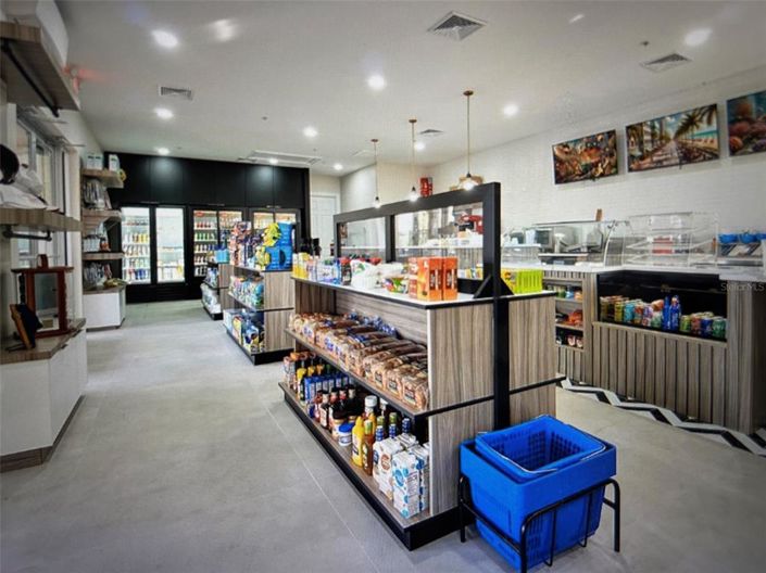 Image No.42-6 Bed House for sale