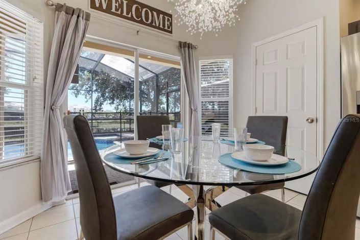 Image No.7-6 Bed House for sale