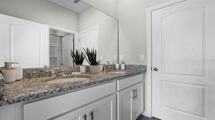 Image No.19-4 Bed Property for sale