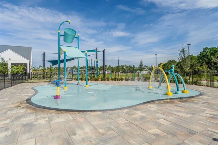 Image No.60-4 Bed Property for sale