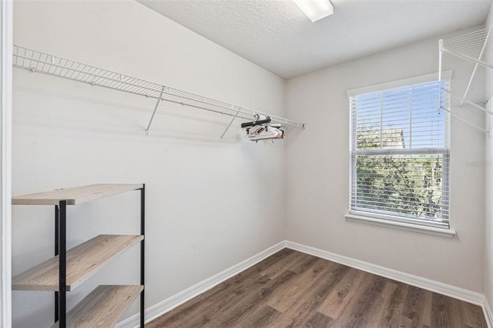 Image No.27-3 Bed Townhouse for sale