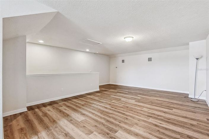 Image No.29-3 Bed Townhouse for sale