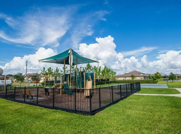 Image No.45-3 Bed Townhouse for sale