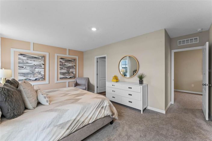 Image No.14-5 Bed Property for sale