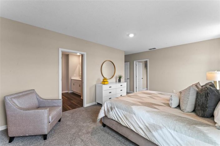 Image No.15-5 Bed Property for sale