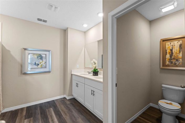 Image No.16-5 Bed Property for sale