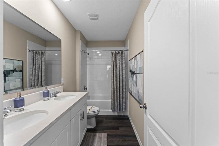 Image No.25-5 Bed Property for sale