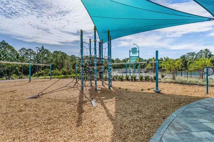 Image No.60-5 Bed Property for sale