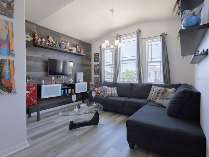 Image No.24-4 Bed Property for sale