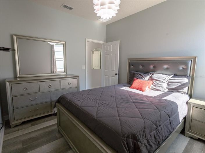 Image No.29-4 Bed Property for sale