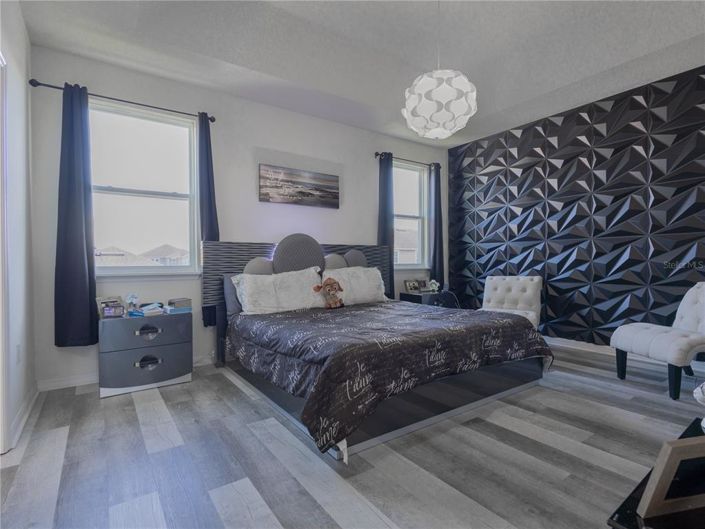 Image No.36-4 Bed Property for sale