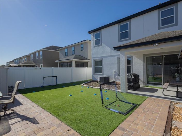 Image No.4-4 Bed Property for sale