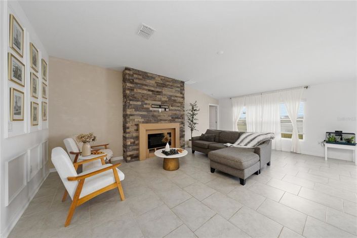 Image No.11-Propriété de 4 chambres à vendre à États-Unis