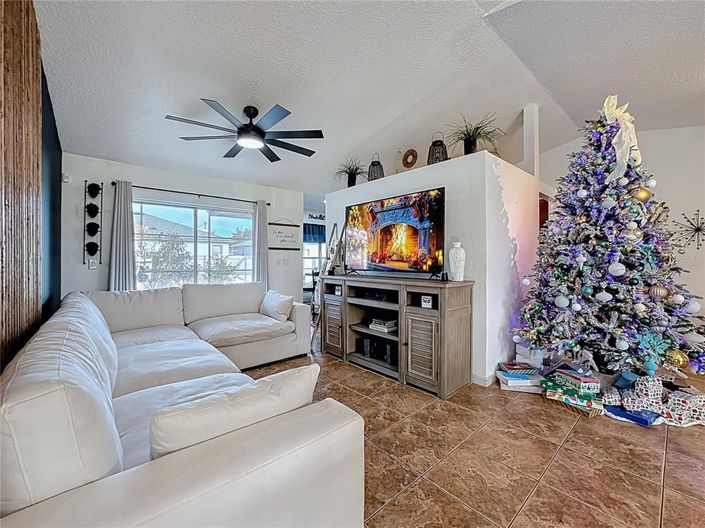 Image No.5-Propriété de 3 chambres à vendre à Kissimmee