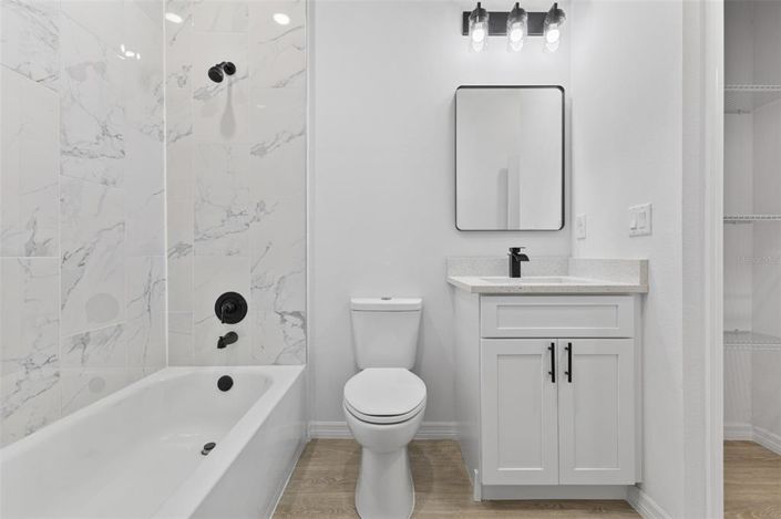 Image No.22-4 Bed Property for sale