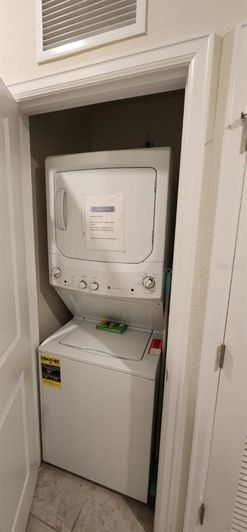 Image No.25-Appartement de 2 chambres à vendre à Saint John