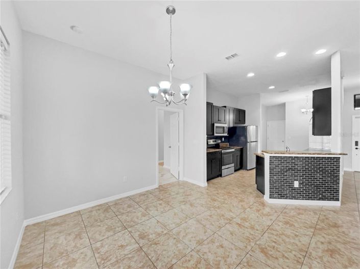 Image No.10-Propriété de 4 chambres à vendre à Kissimmee