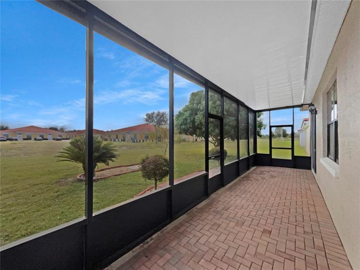 Image No.23-4 Bed House for sale