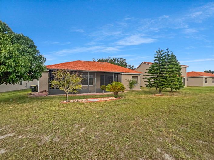 Image No.26-4 Bed House for sale