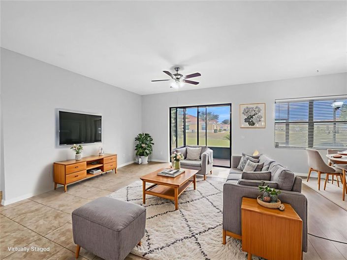 Image No.3-4 Bed House for sale