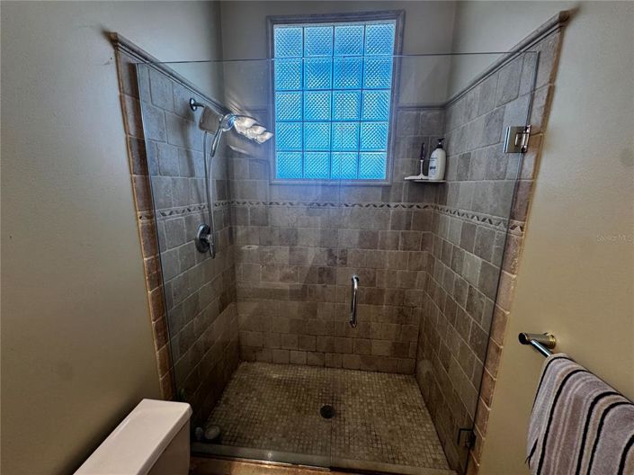 Image No.25-4 Bed Property for sale