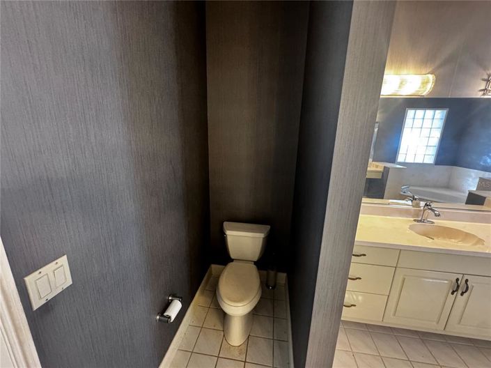 Image No.32-4 Bed Property for sale