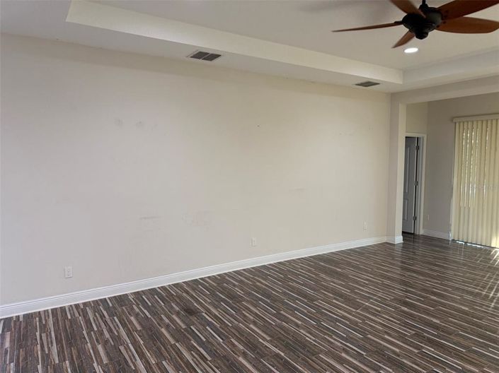 Image No.16-Propriété de 4 chambres à vendre à États-Unis