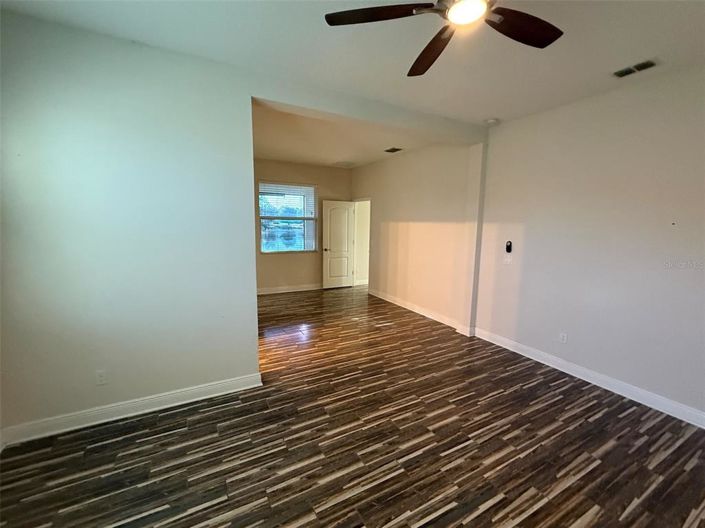 Image No.24-Propriété de 4 chambres à vendre à États-Unis