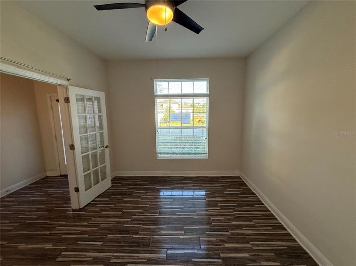 Image No.3-Propriété de 4 chambres à vendre à États-Unis