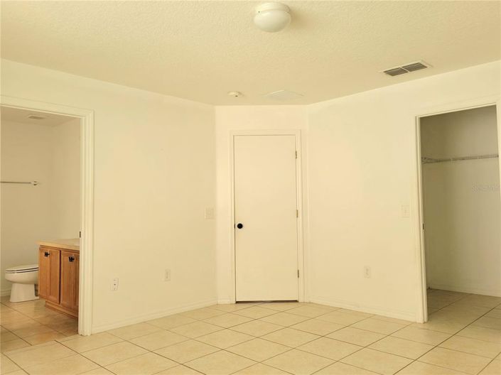 Image No.18-3 Bed Property for sale