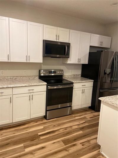 Image No.11-3 Bed Property for sale