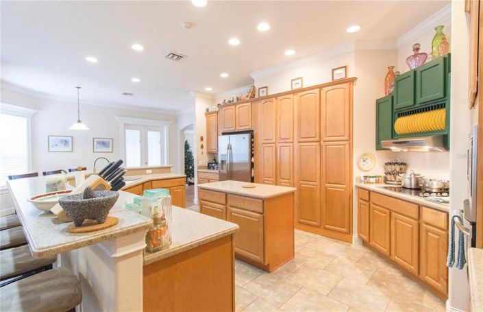 Image No.20-4 Bed House for sale