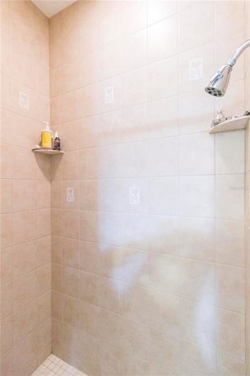 Image No.50-4 Bed House for sale