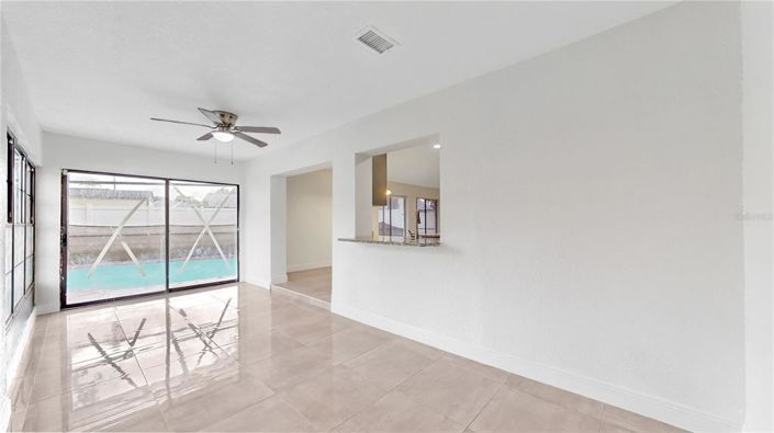 Image No.10-4 Bed House for sale