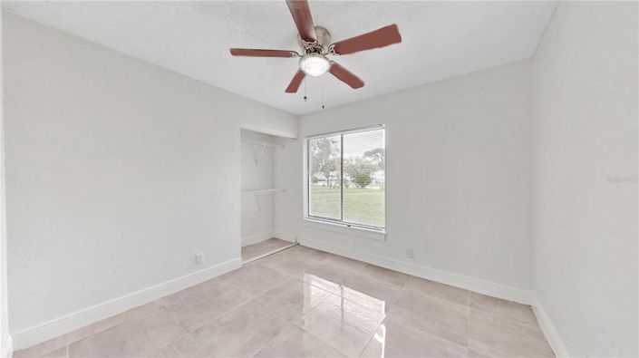 Image No.13-Propriété de 4 chambres à vendre à Kissimmee