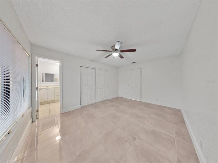 Image No.15-Propriété de 4 chambres à vendre à Kissimmee