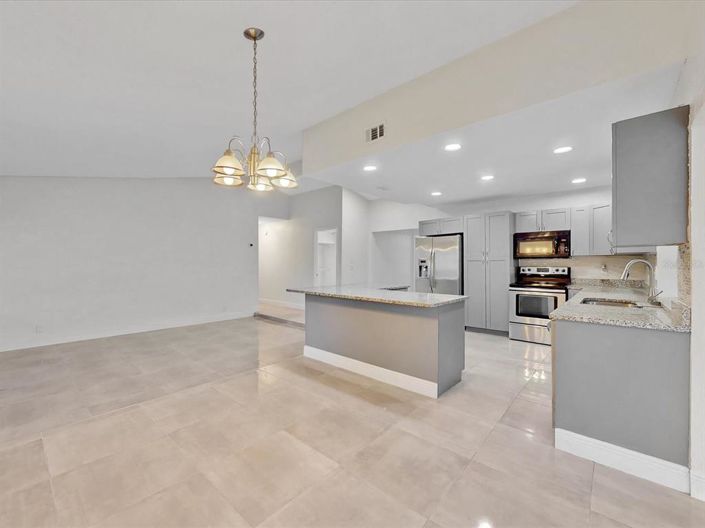 Image No.6-Propriété de 4 chambres à vendre à Kissimmee