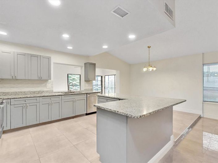 Image No.7-Propriété de 4 chambres à vendre à Kissimmee