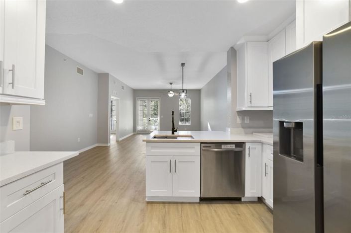 Image No.15-3 Bed Apartment for sale