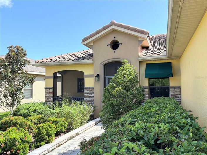 Image No.2-2 Bed Property for sale