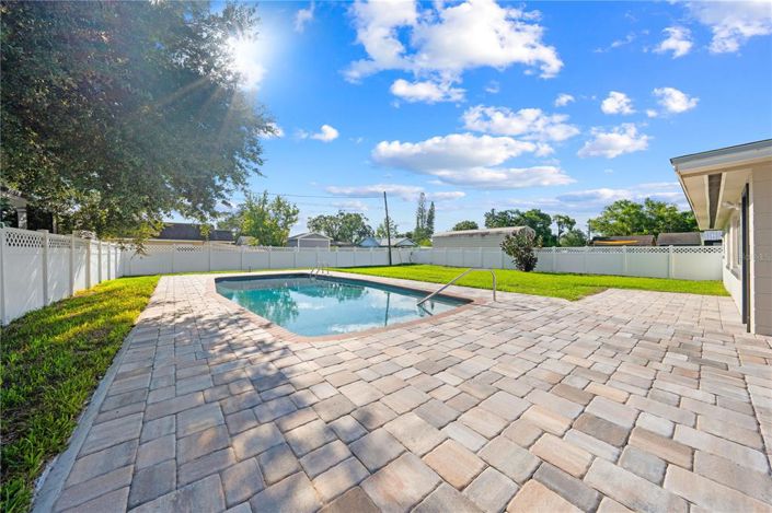 Image No.36-Propriété de 3 chambres à vendre à États-Unis