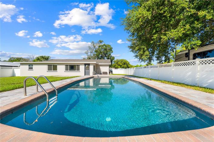 Image No.38-Propriété de 3 chambres à vendre à États-Unis