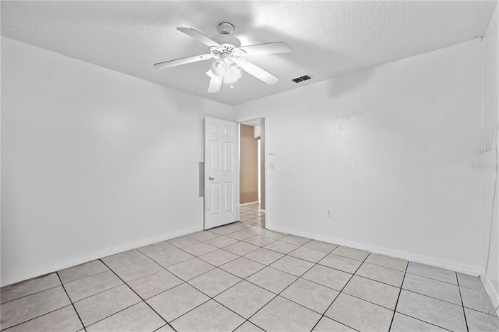 Image No.12-4 Bed Property for sale