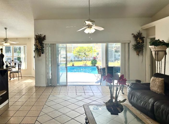 Image No.7-4 Bed House for sale