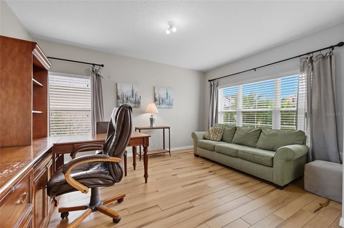 Image No.28-4 Bed House for sale