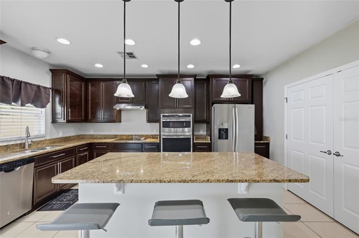 Image No.31-4 Bed House for sale